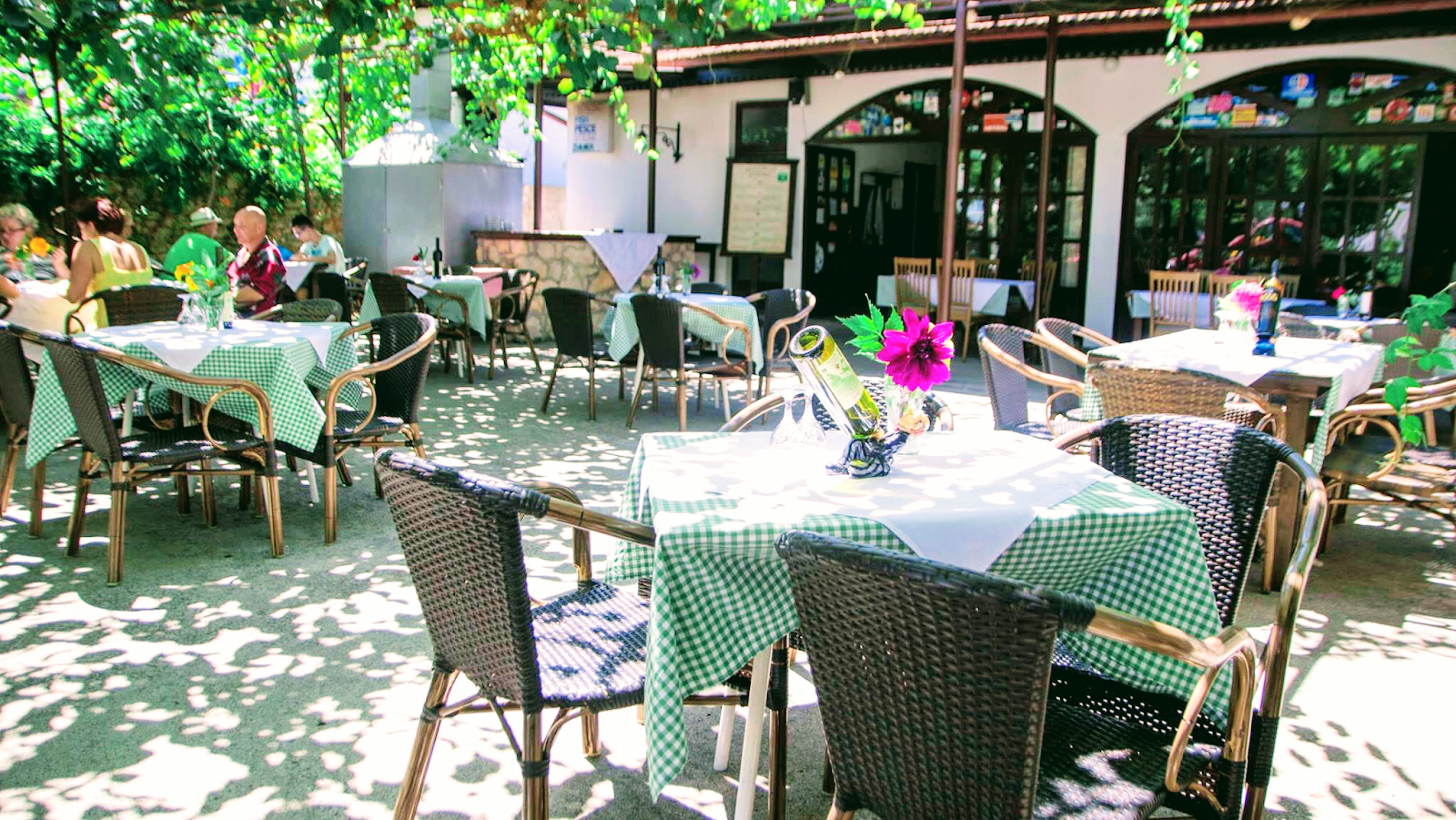 Lovac restaurant