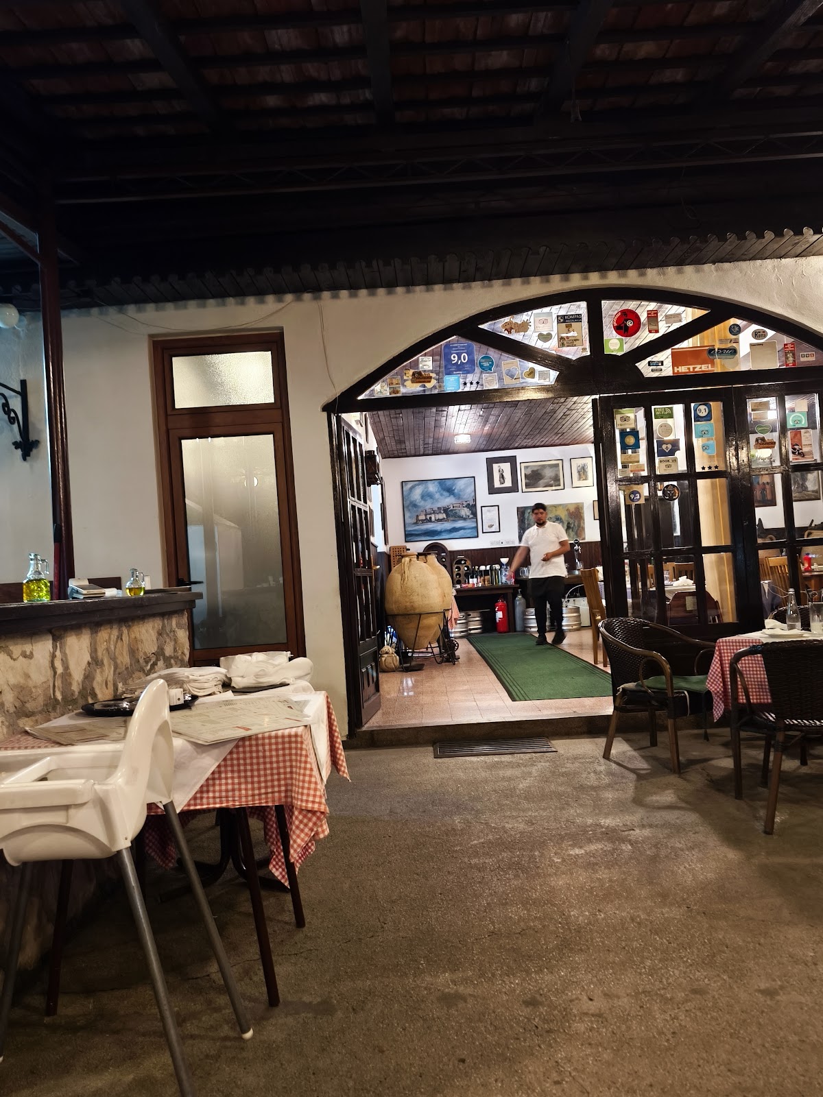 Restaurant Lovac ambiance